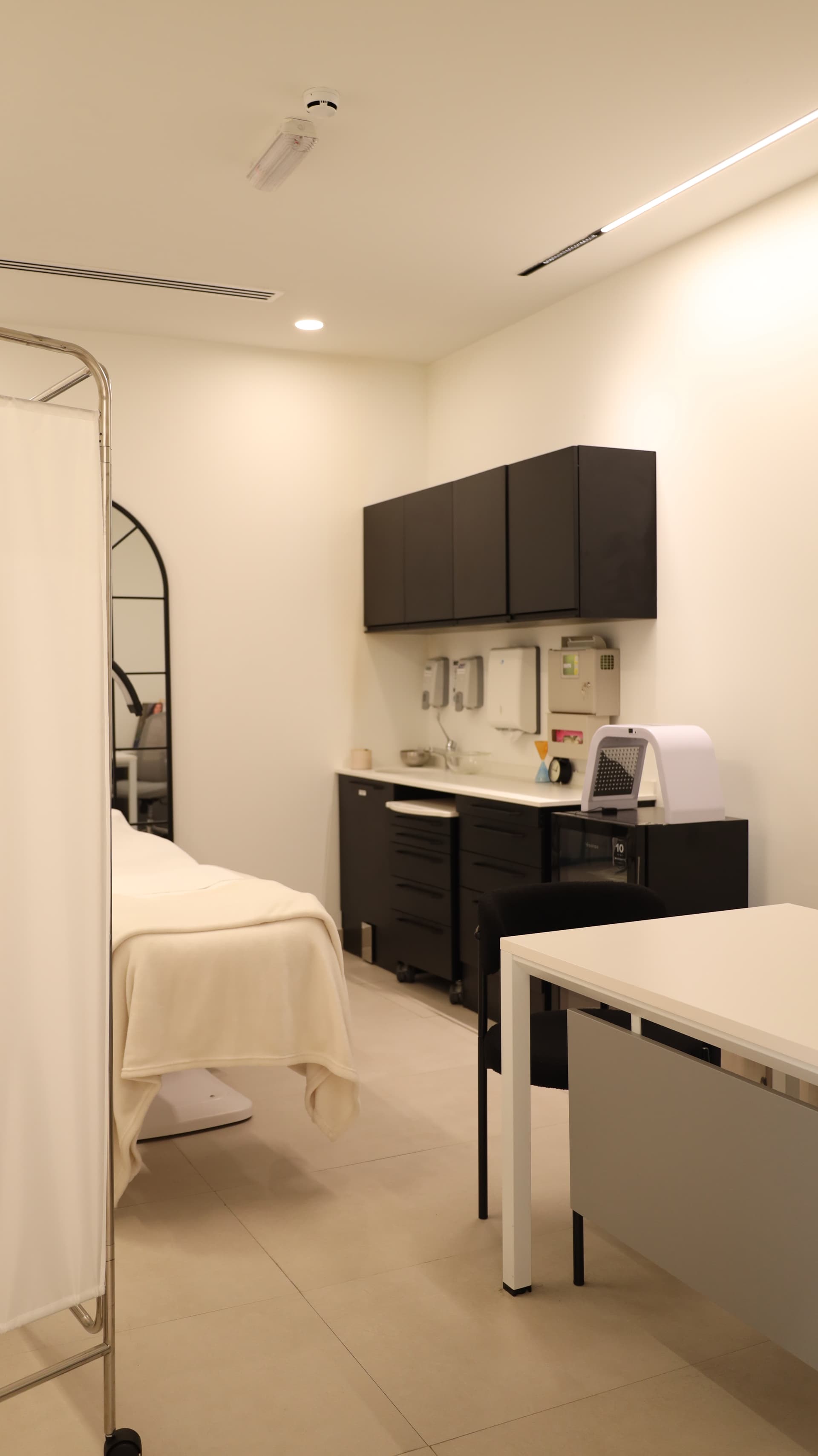 La Vogue Expert Clinic | Oliva 1852